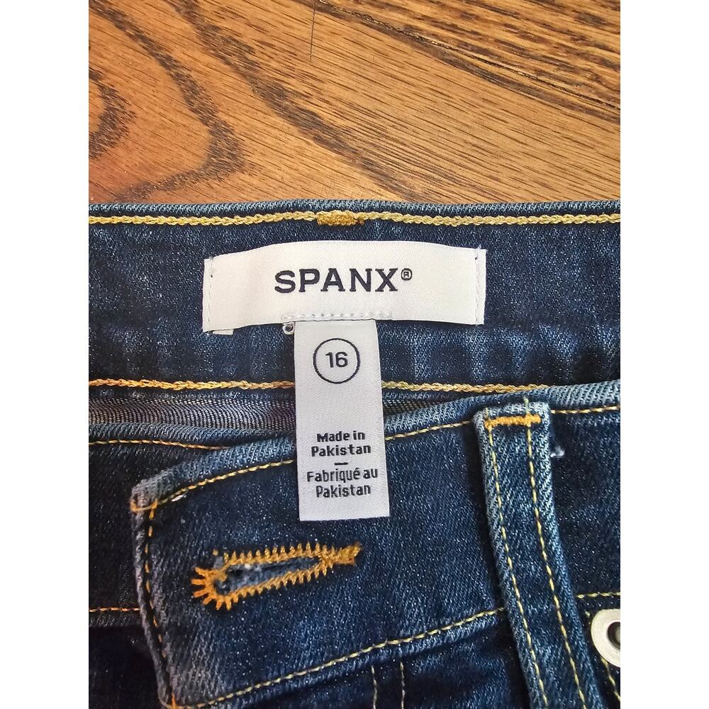 SPANXsculpt ReDefine High Rise Flare Jeans 16 Tummy Control Sculpting Denim nwot - Picture 4 of 7